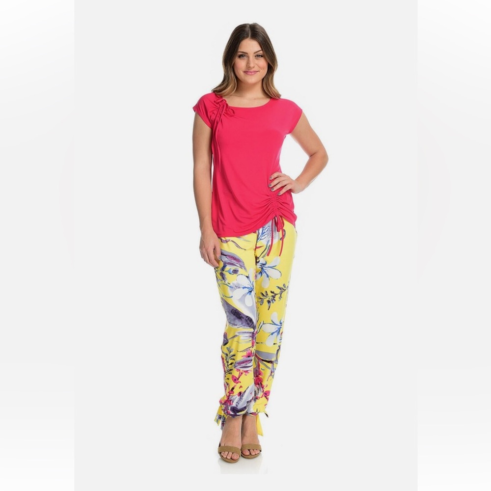 Kate & Mallory Yellow Floral Cropped Pants